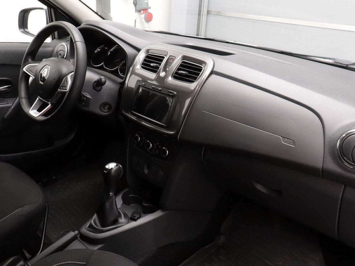 Купить Renault Logan с пробегом. Фото: #6