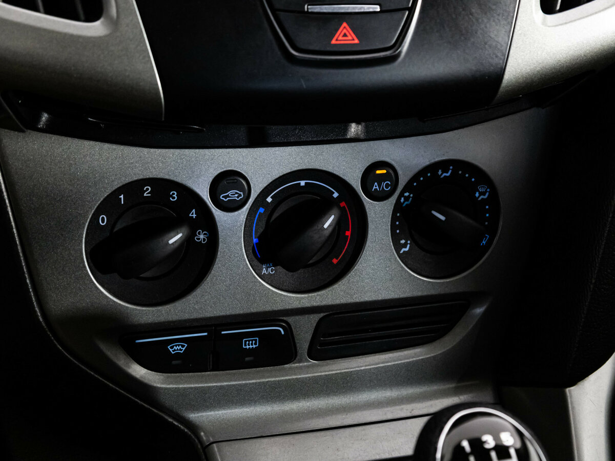 Купить Ford Focus с пробегом. Фото: #10