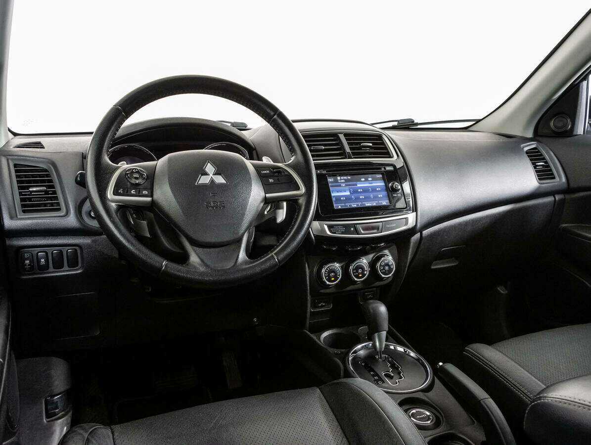 Купить Mitsubishi ASX с пробегом. Фото: #10