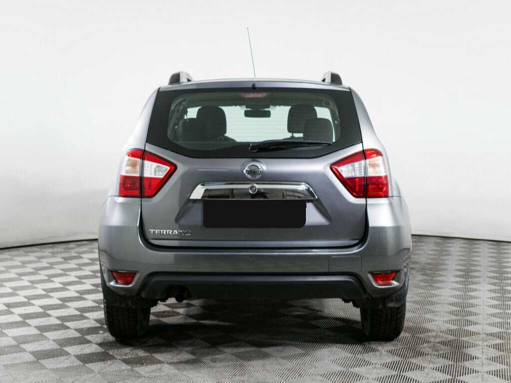 Купить Nissan Terrano с пробегом. Фото: #4