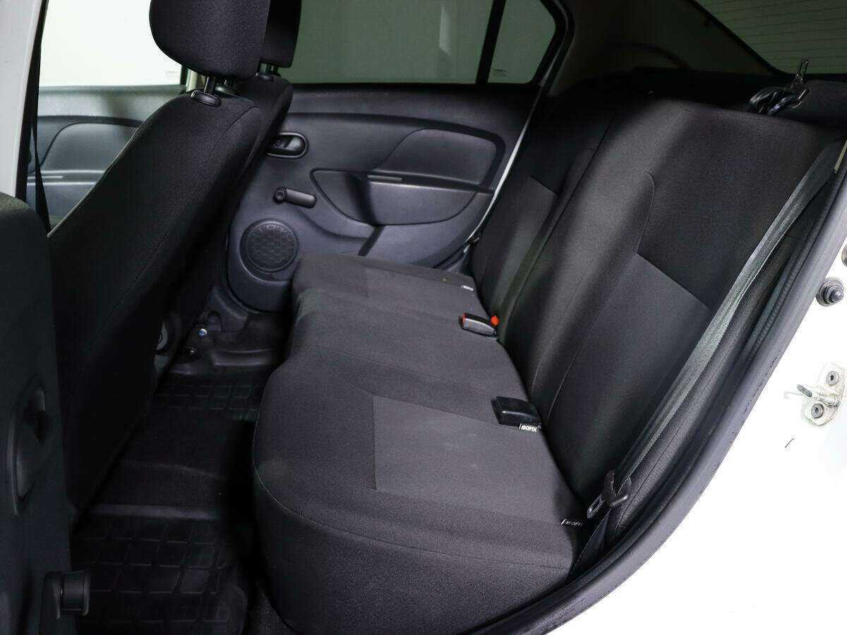 Купить Renault Logan с пробегом. Фото: #9