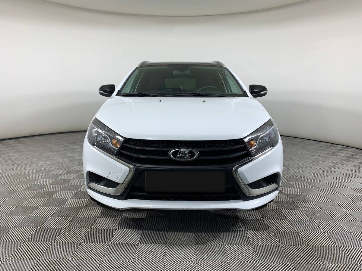 Купить Lada (ВАЗ) Vesta с пробегом. Фото: #1