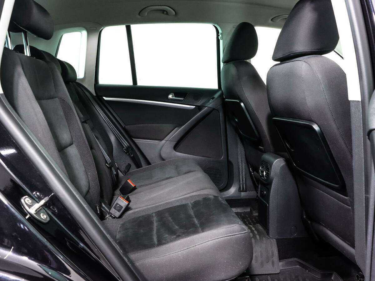 Купить Volkswagen Tiguan с пробегом. Фото: #14