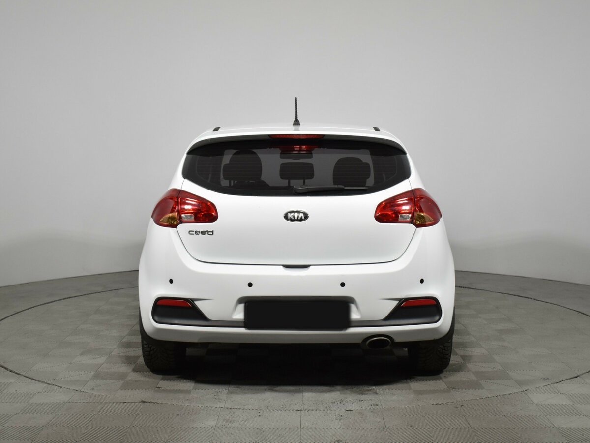 Купить Kia Ceed с пробегом. Фото: #5