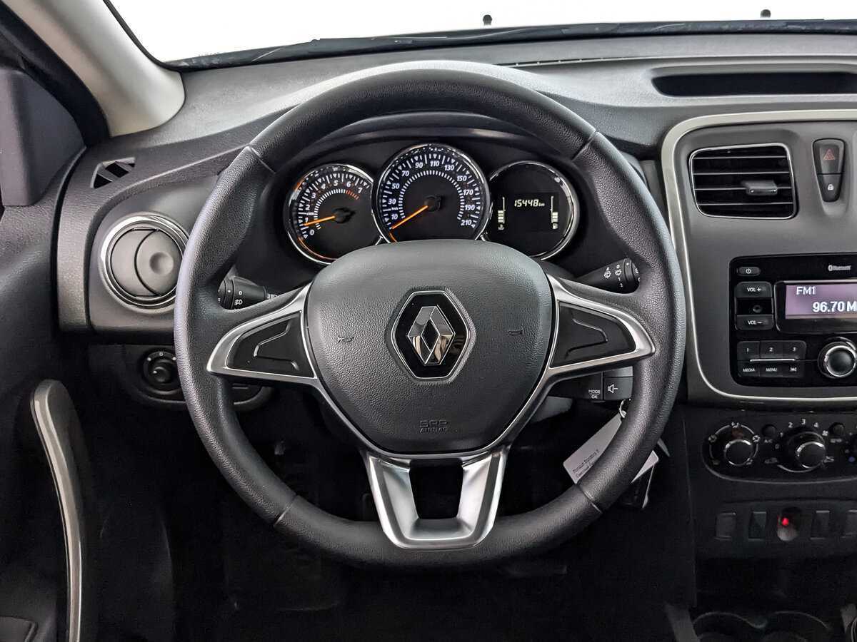 Купить Renault Sandero с пробегом. Фото: #17
