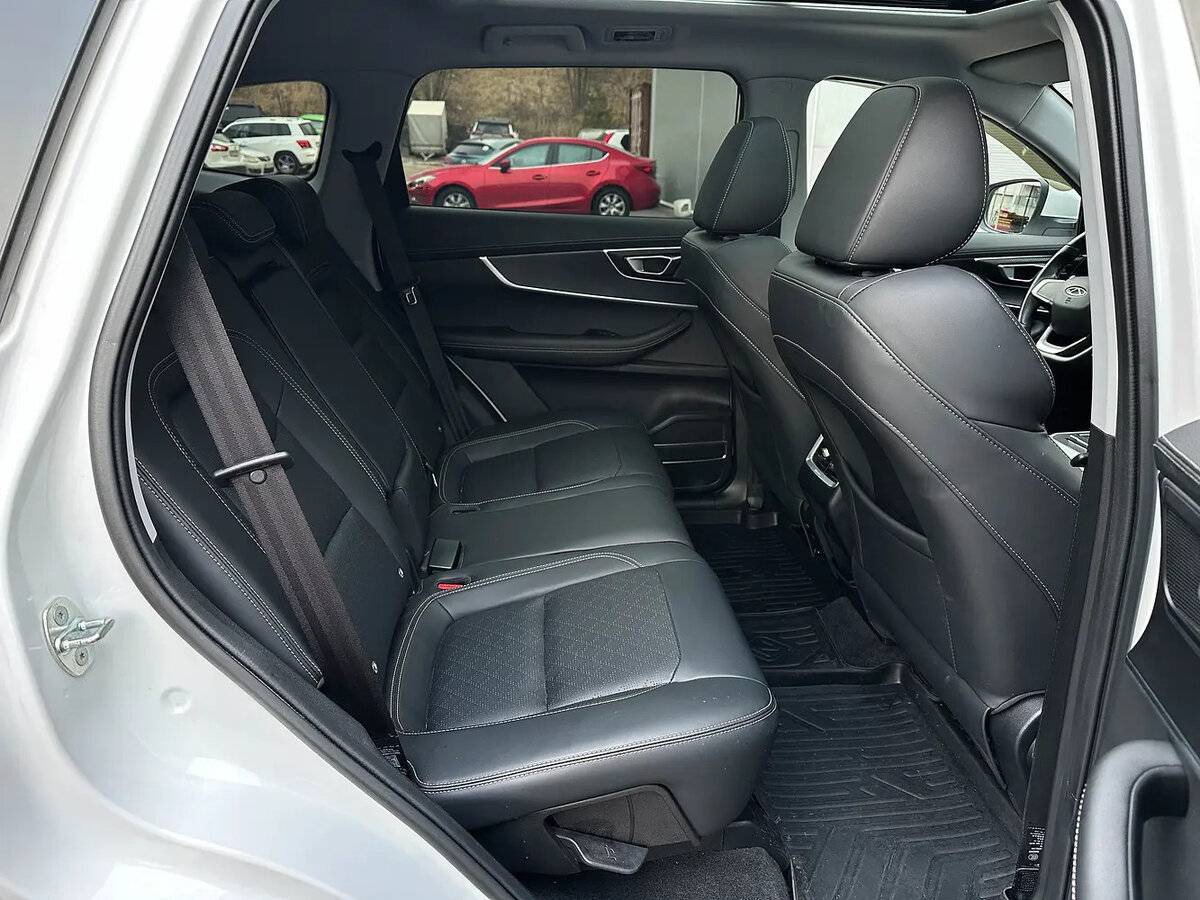 Купить Chery Tiggo 8 с пробегом. Фото: #12