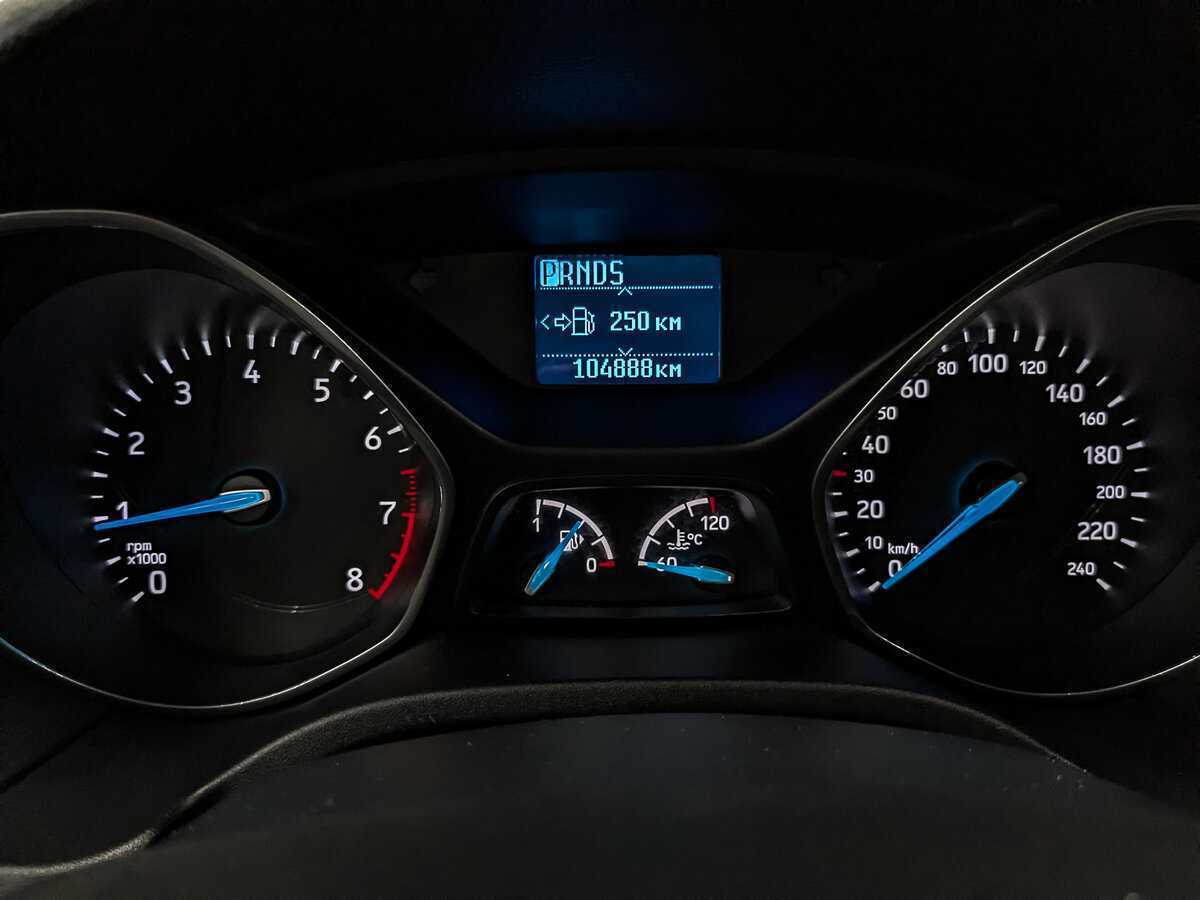 Купить Ford Focus с пробегом. Фото: #15