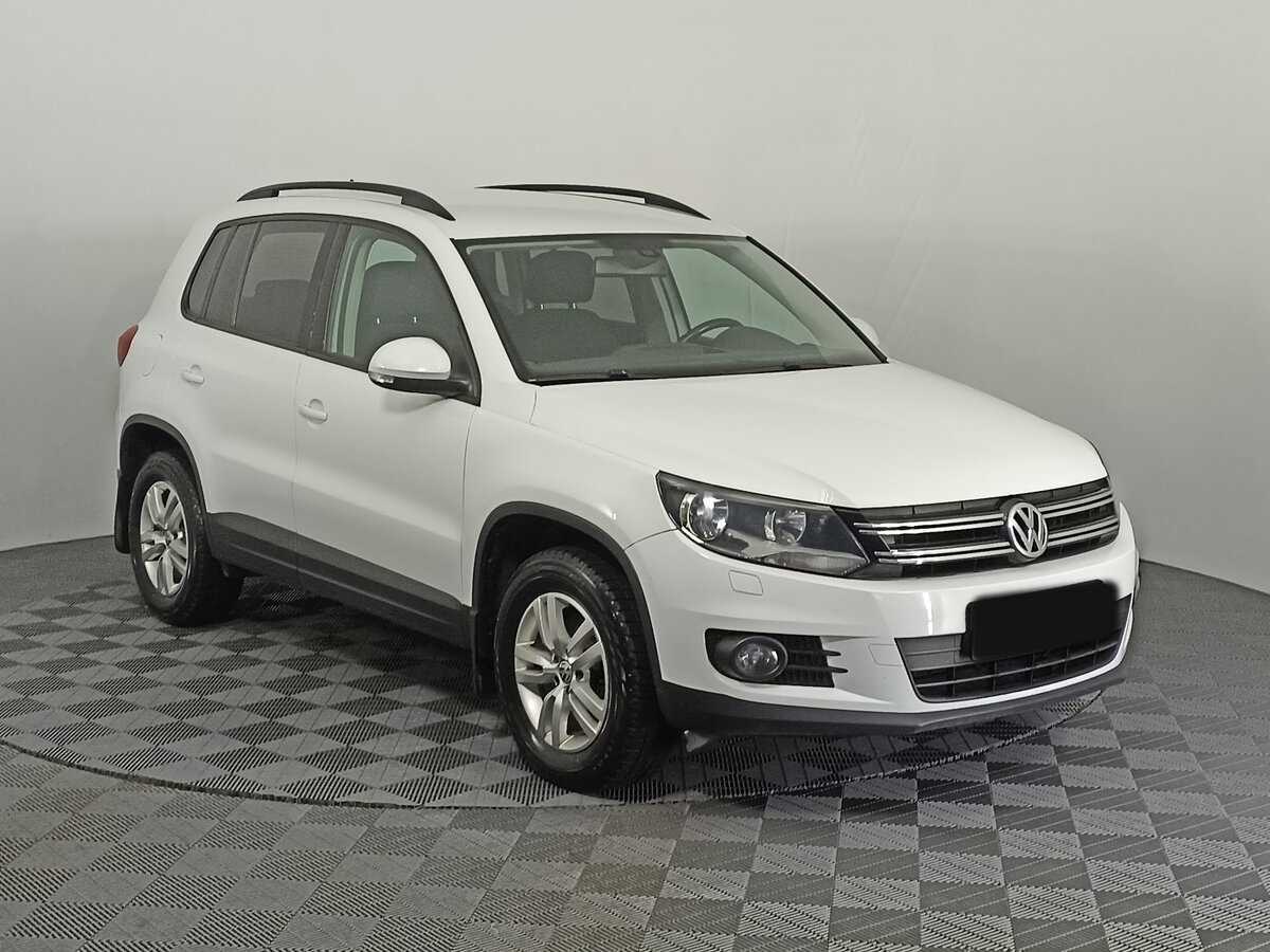 Купить Volkswagen Tiguan с пробегом. Фото: #2