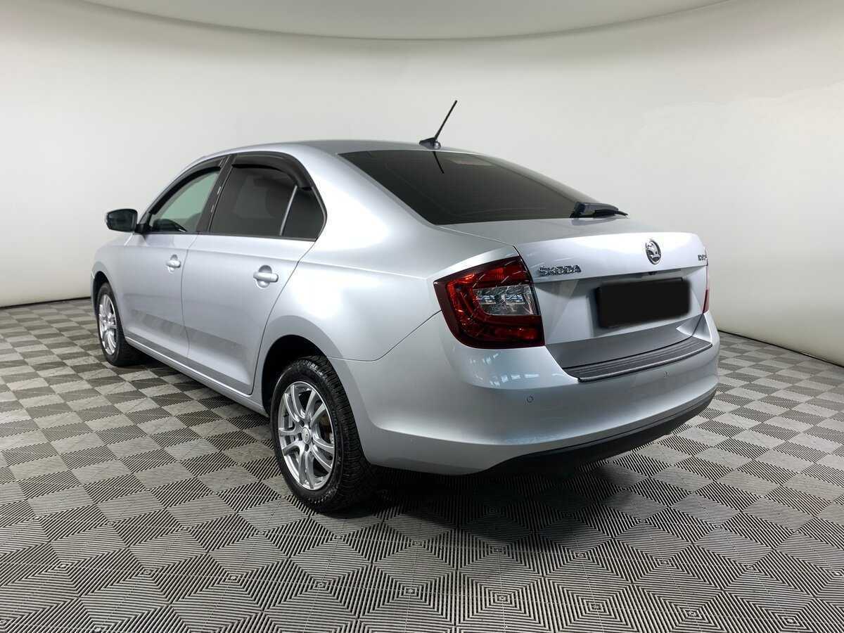 Купить Skoda Rapid с пробегом. Фото: #6