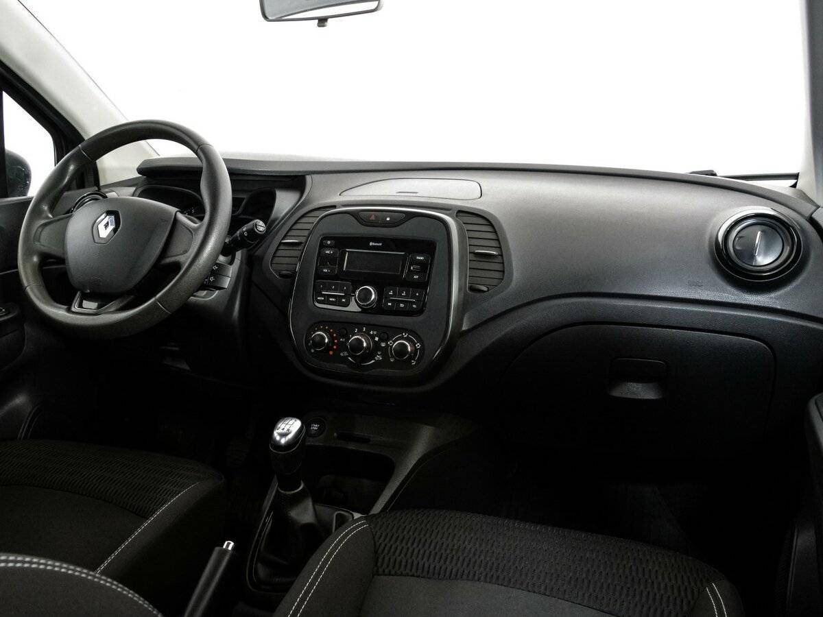 Купить Renault Kaptur с пробегом. Фото: #8