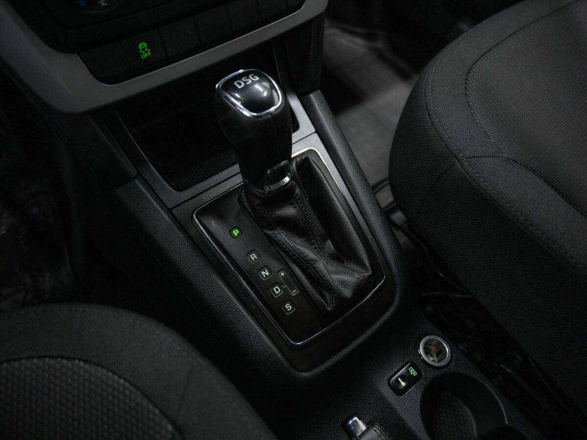 Купить Skoda Yeti с пробегом. Фото: #16