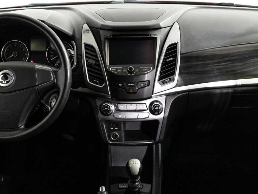 Купить SsangYong Actyon с пробегом. Фото: #13