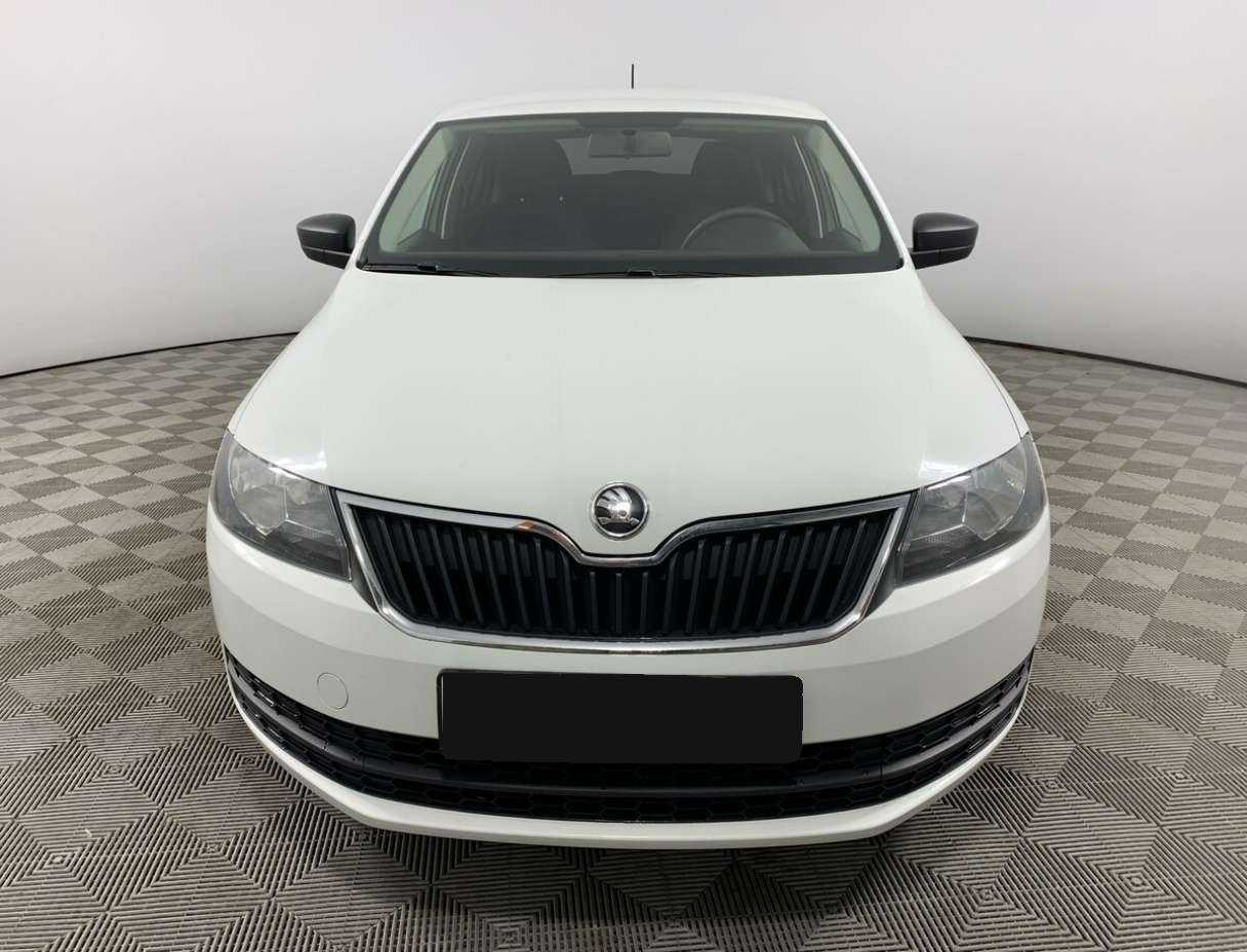 Купить Skoda Rapid с пробегом. Фото: #1