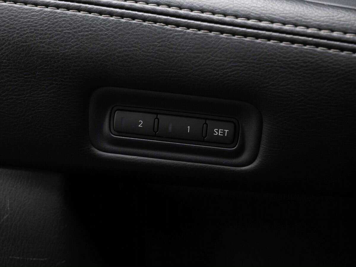 Купить Nissan Pathfinder с пробегом. Фото: #28