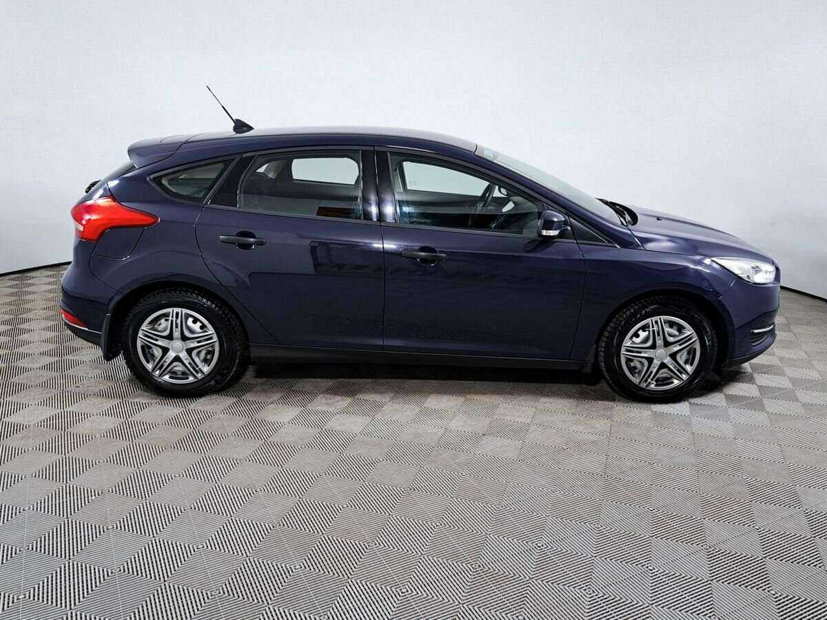 Купить Ford Focus с пробегом. Фото: #3