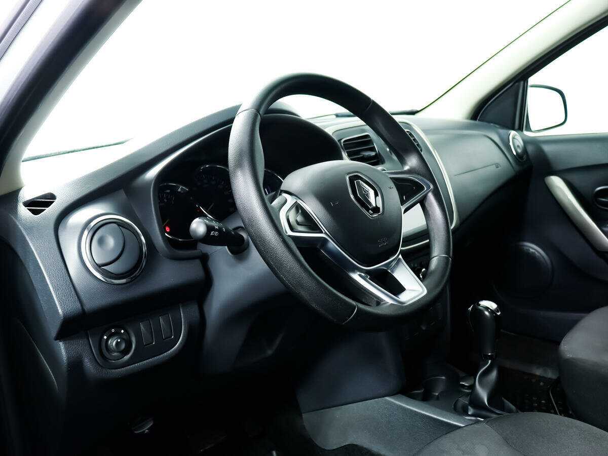 Купить Renault Logan с пробегом. Фото: #12
