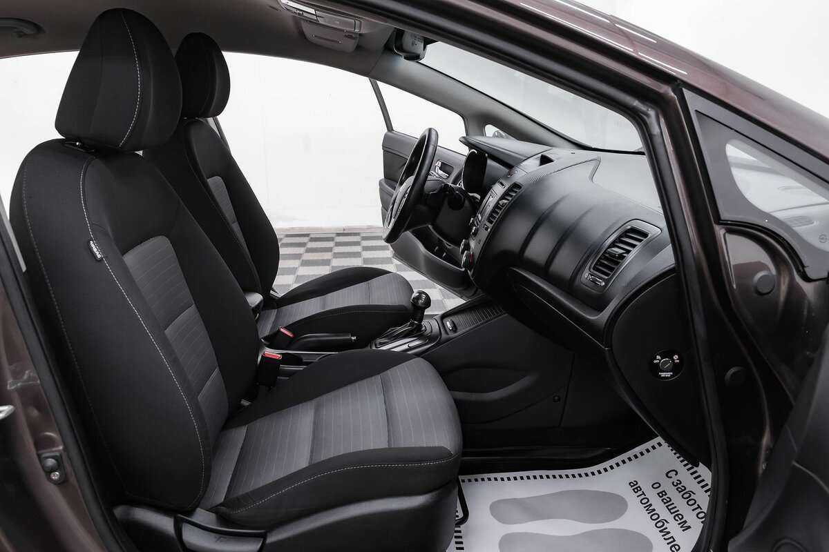 Купить Kia Cerato с пробегом. Фото: #11