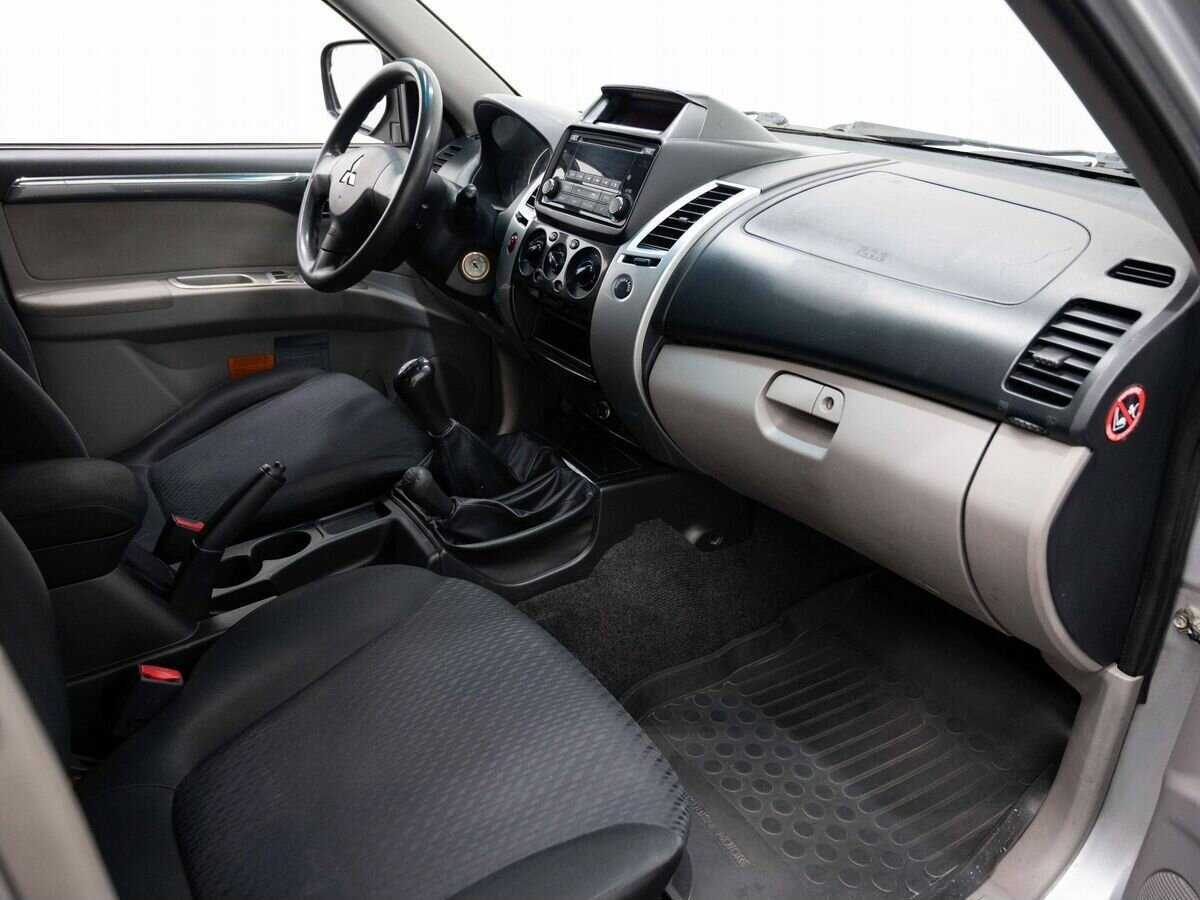 Купить Mitsubishi Pajero Sport с пробегом. Фото: #10