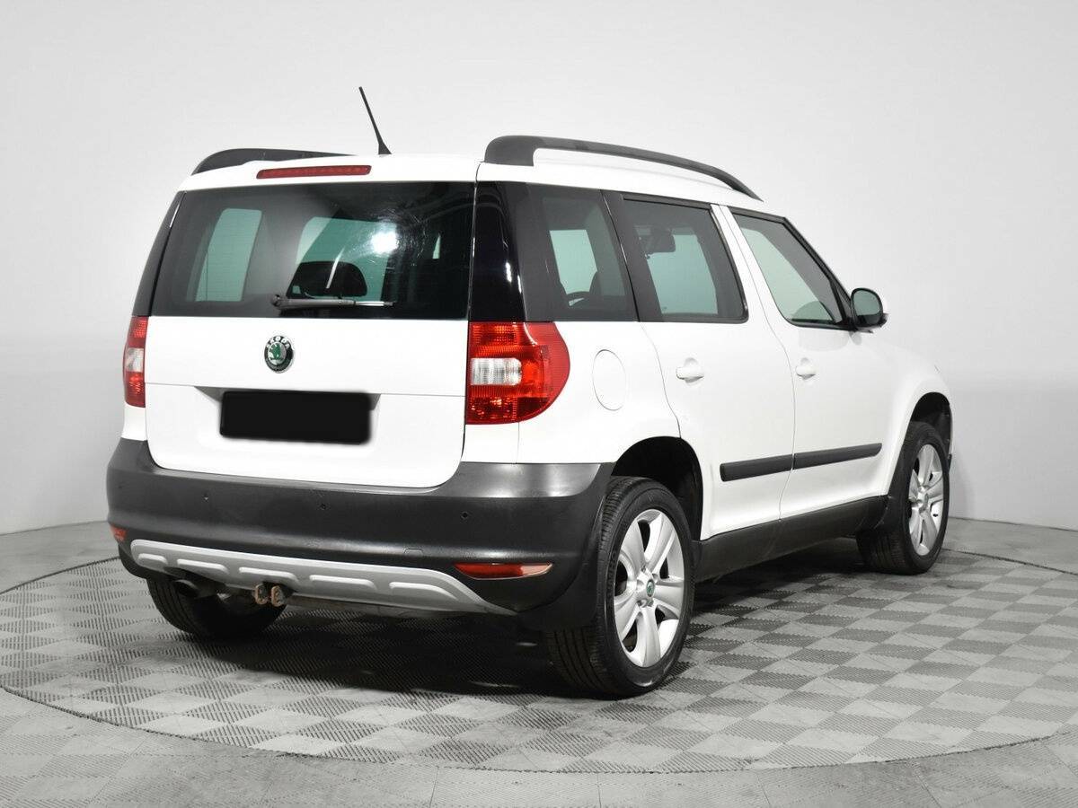 Купить Skoda Yeti с пробегом. Фото: #4