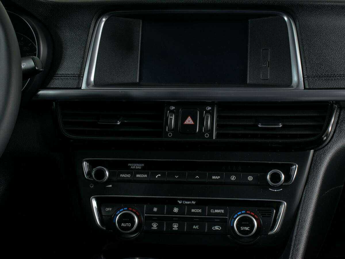 Купить Kia Optima с пробегом. Фото: #12