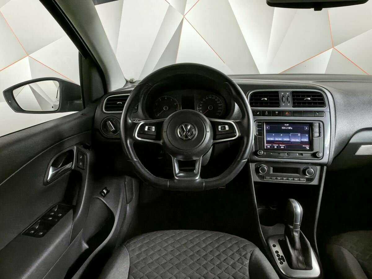 Купить Volkswagen Polo с пробегом. Фото: #14