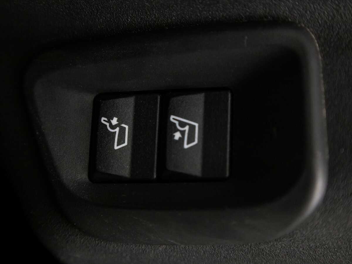 Купить Volvo XC60 с пробегом. Фото: #15