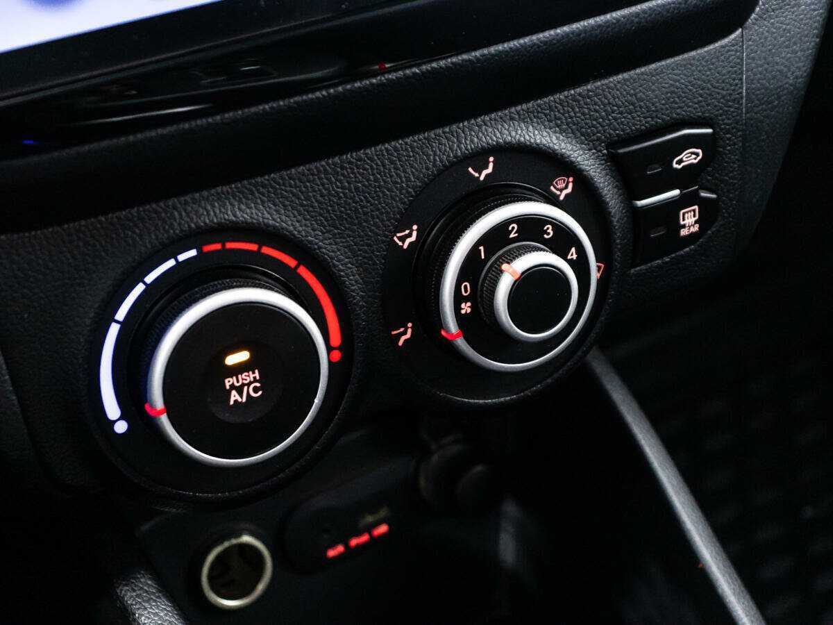 Купить Kia Rio с пробегом. Фото: #12