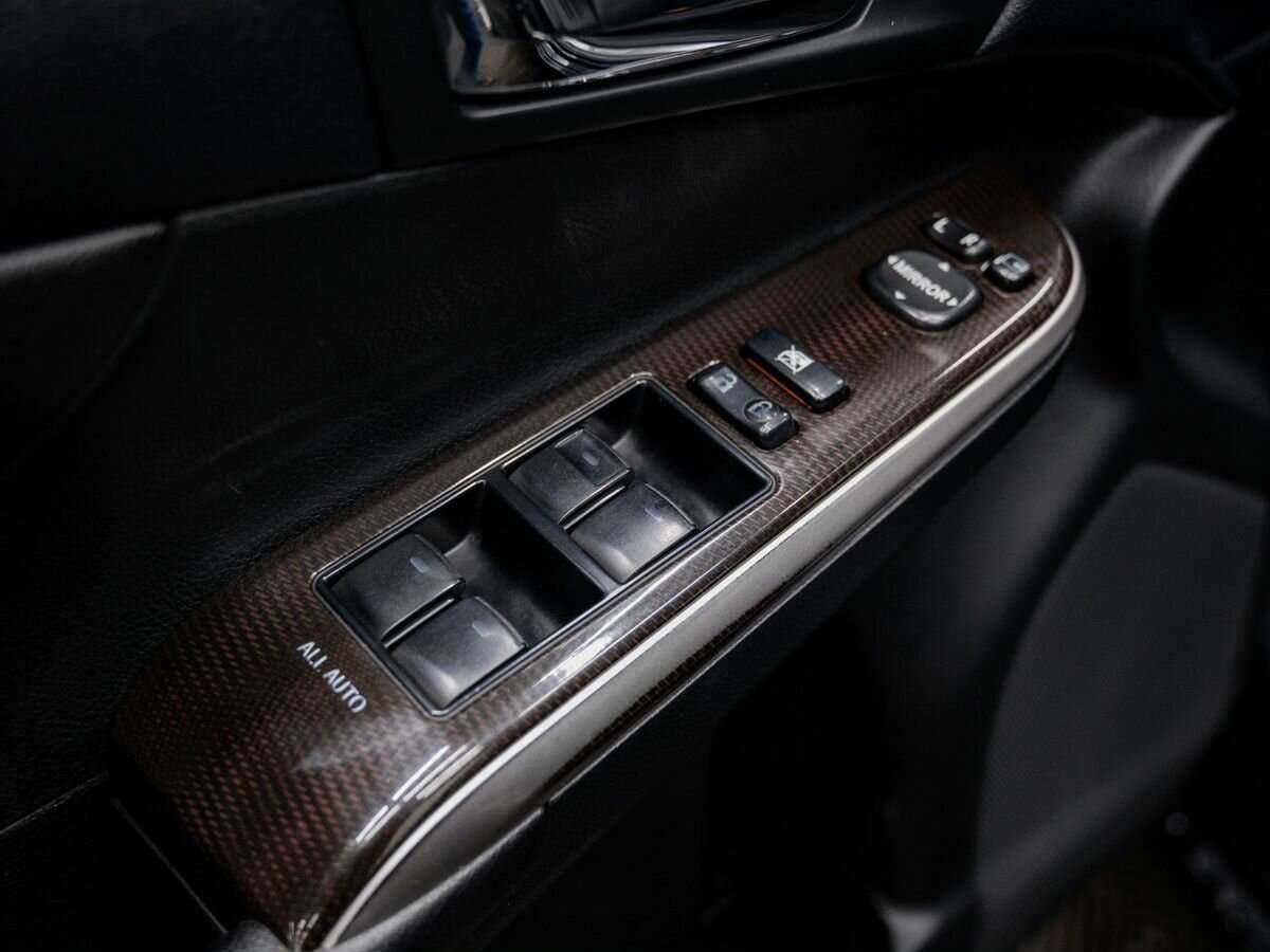 Купить Toyota Camry с пробегом. Фото: #14
