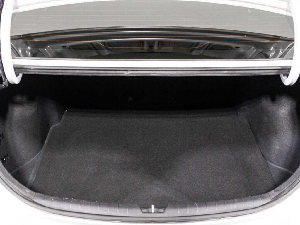 Купить Hyundai Solaris с пробегом. Фото: #14