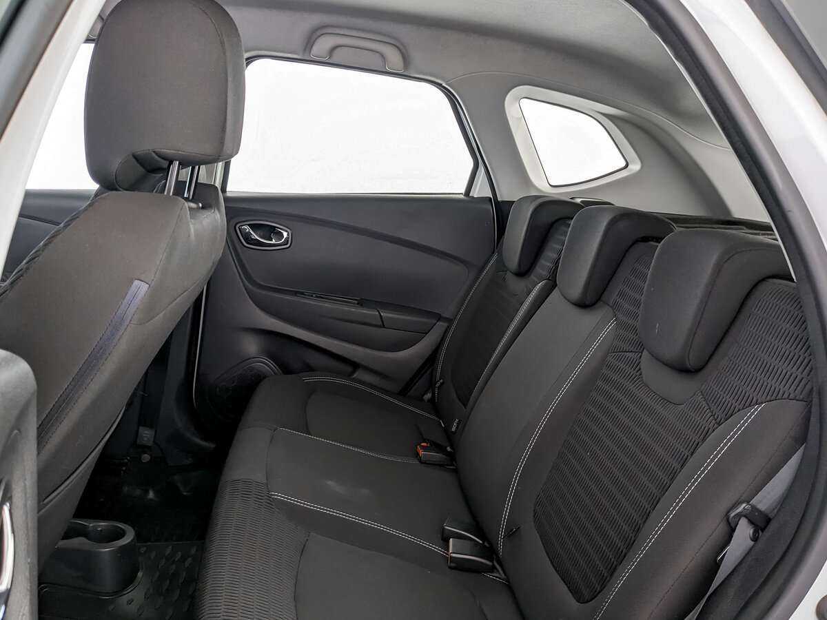 Купить Renault Kaptur с пробегом. Фото: #10