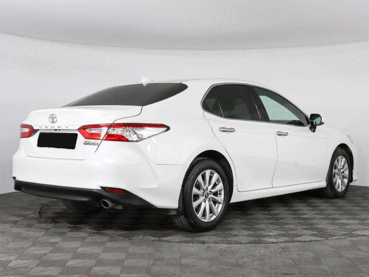 Купить Toyota Camry с пробегом. Фото: #4