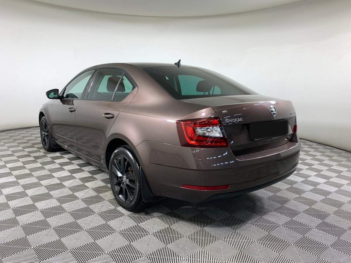 Купить Skoda Octavia с пробегом. Фото: #6