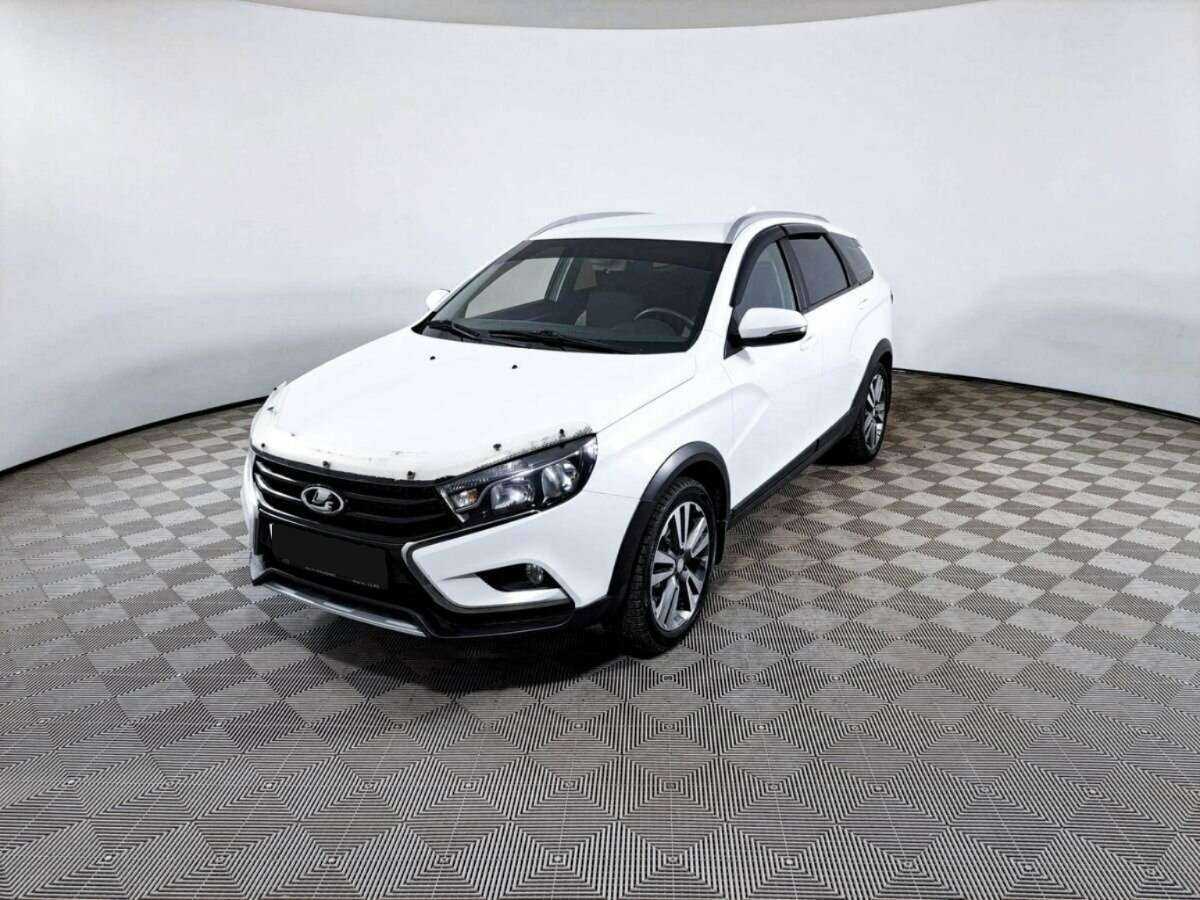 Купить Lada (ВАЗ) Vesta с пробегом. Посмотреть фото
