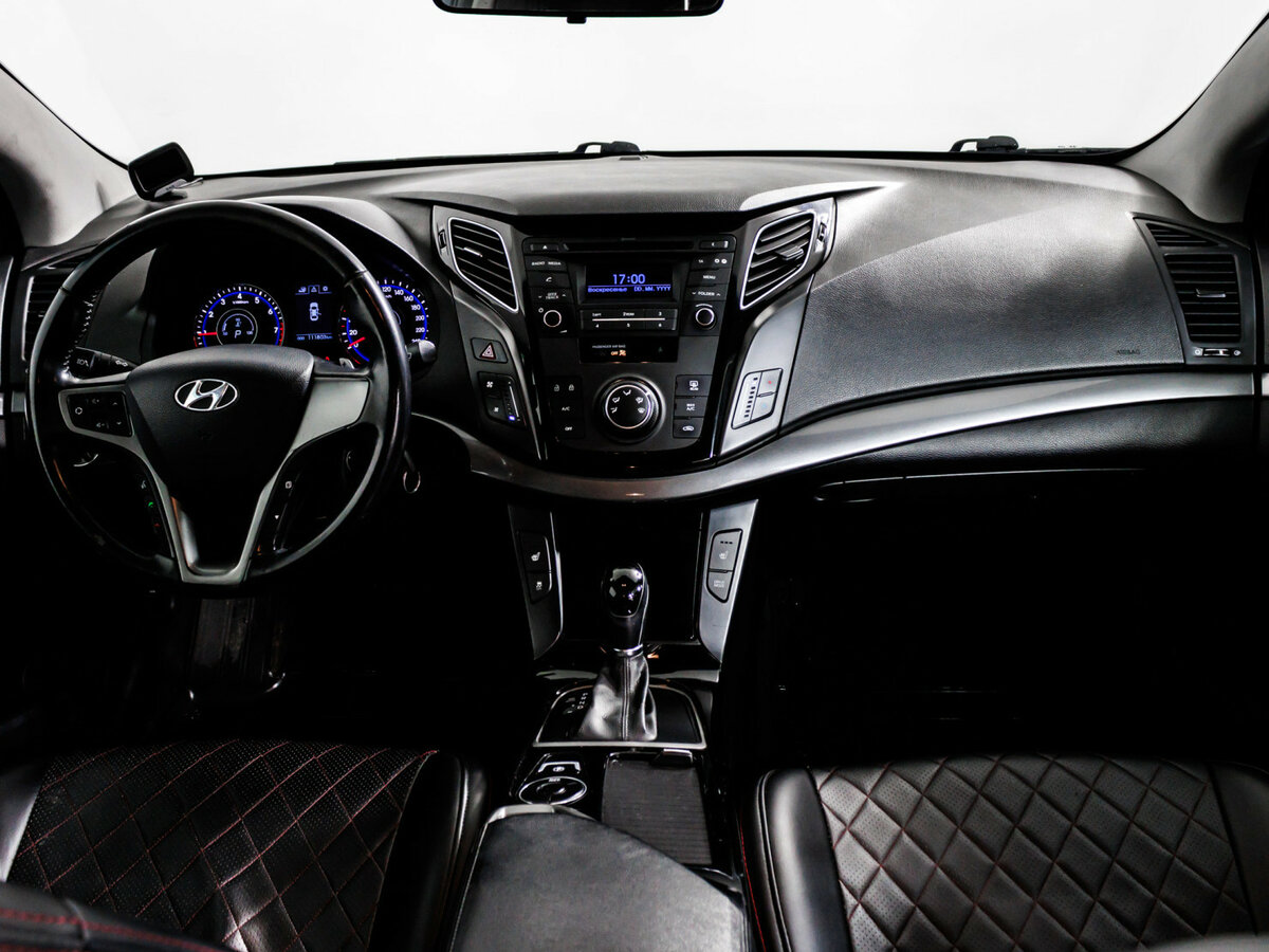 Купить Hyundai i40 с пробегом. Фото: #10