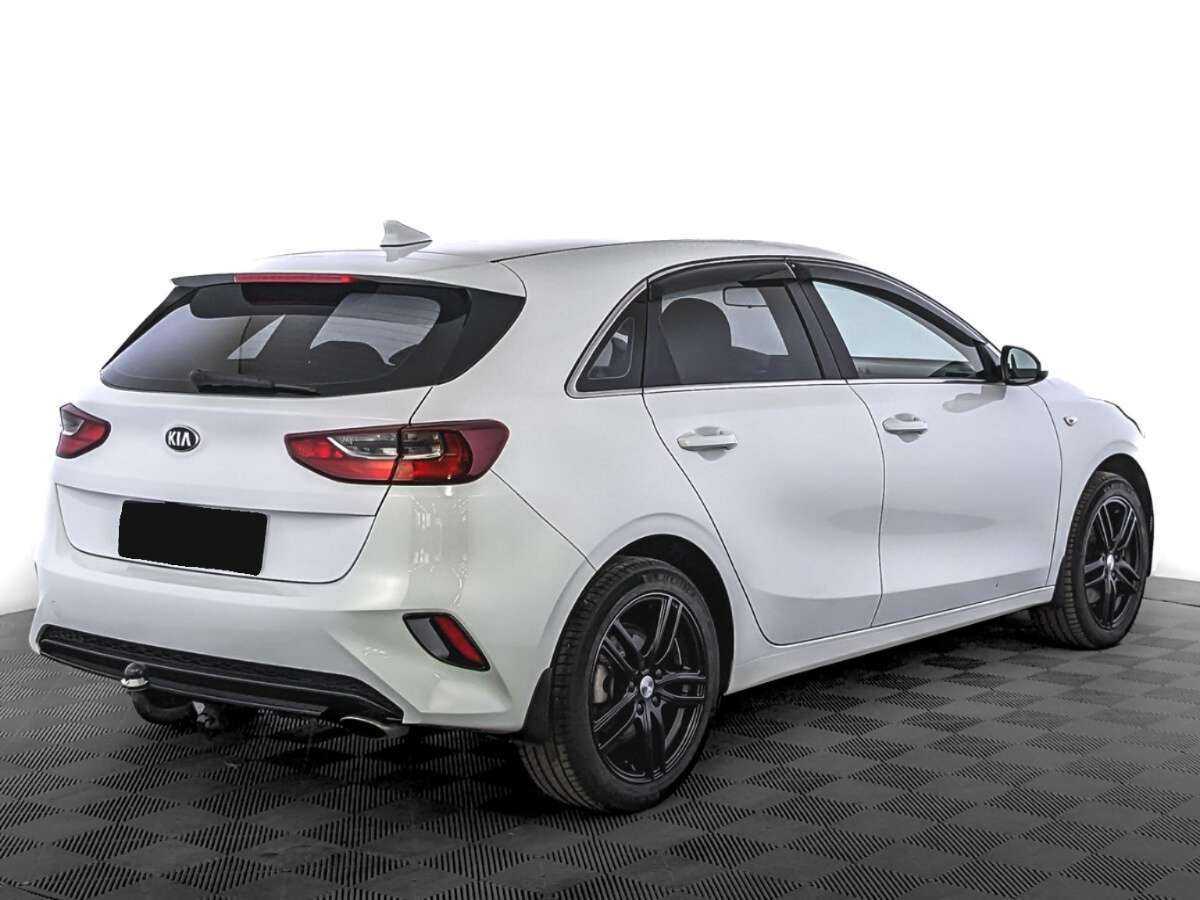 Купить Kia Ceed с пробегом. Фото: #4