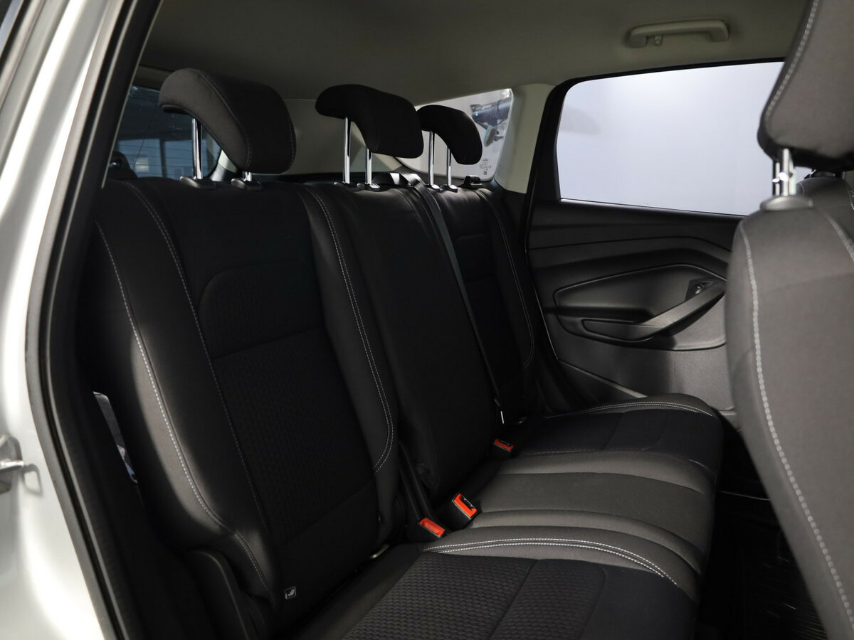 Купить Ford Kuga с пробегом. Фото: #13