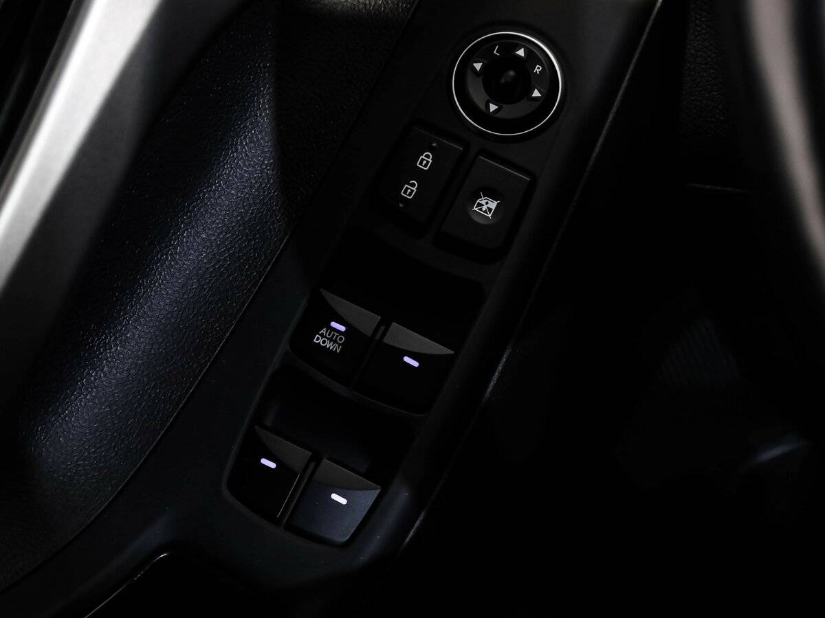 Купить Hyundai Elantra с пробегом. Фото: #12
