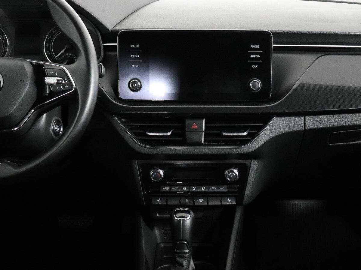 Купить Skoda Rapid с пробегом. Фото: #10