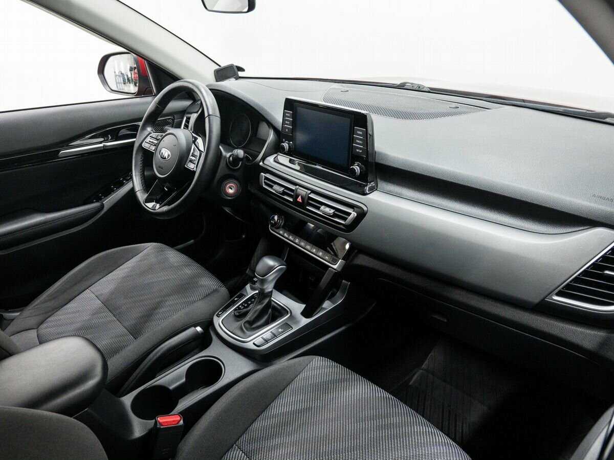 Купить Kia Seltos с пробегом. Фото: #6