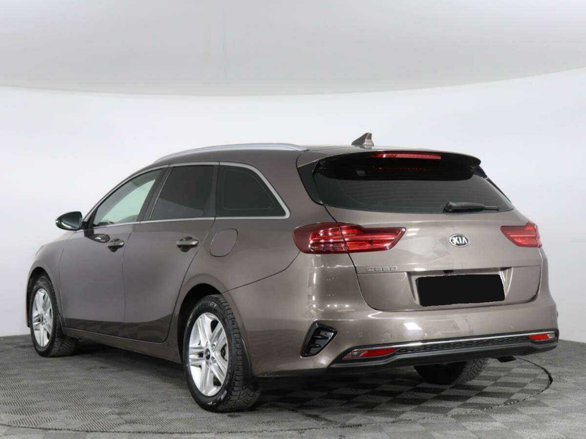 Купить Kia Ceed с пробегом. Фото: #6