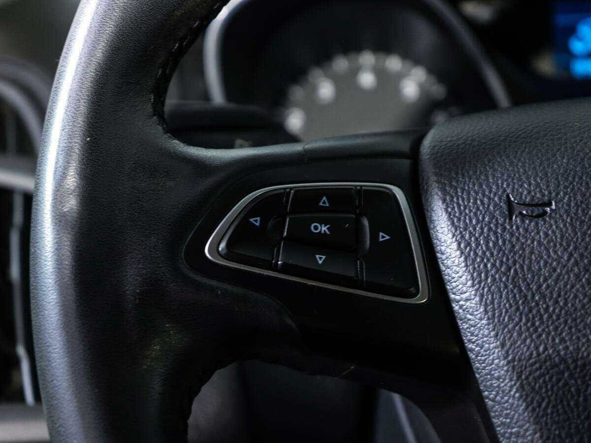 Купить Ford Focus с пробегом. Фото: #14