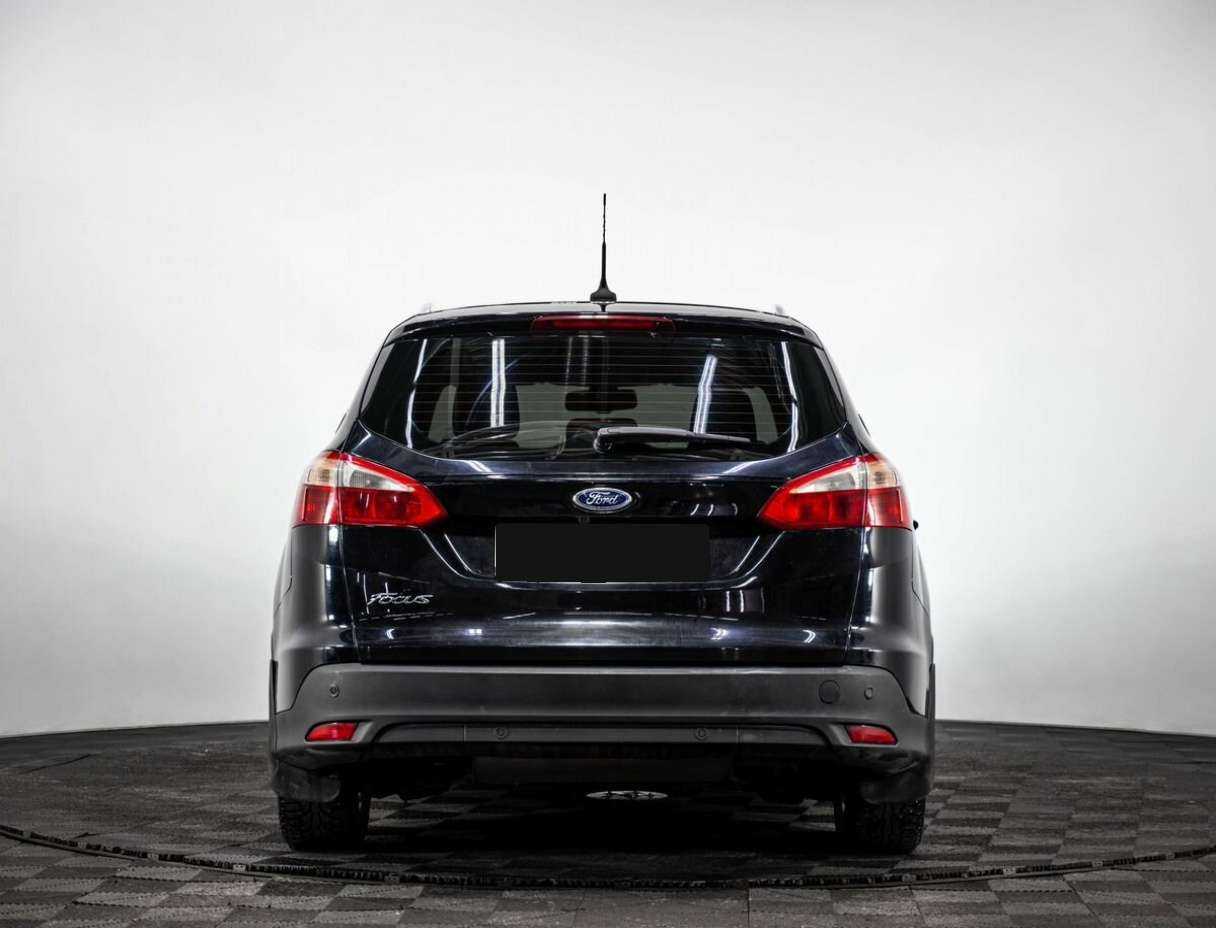 Купить Ford Focus с пробегом. Фото: #4