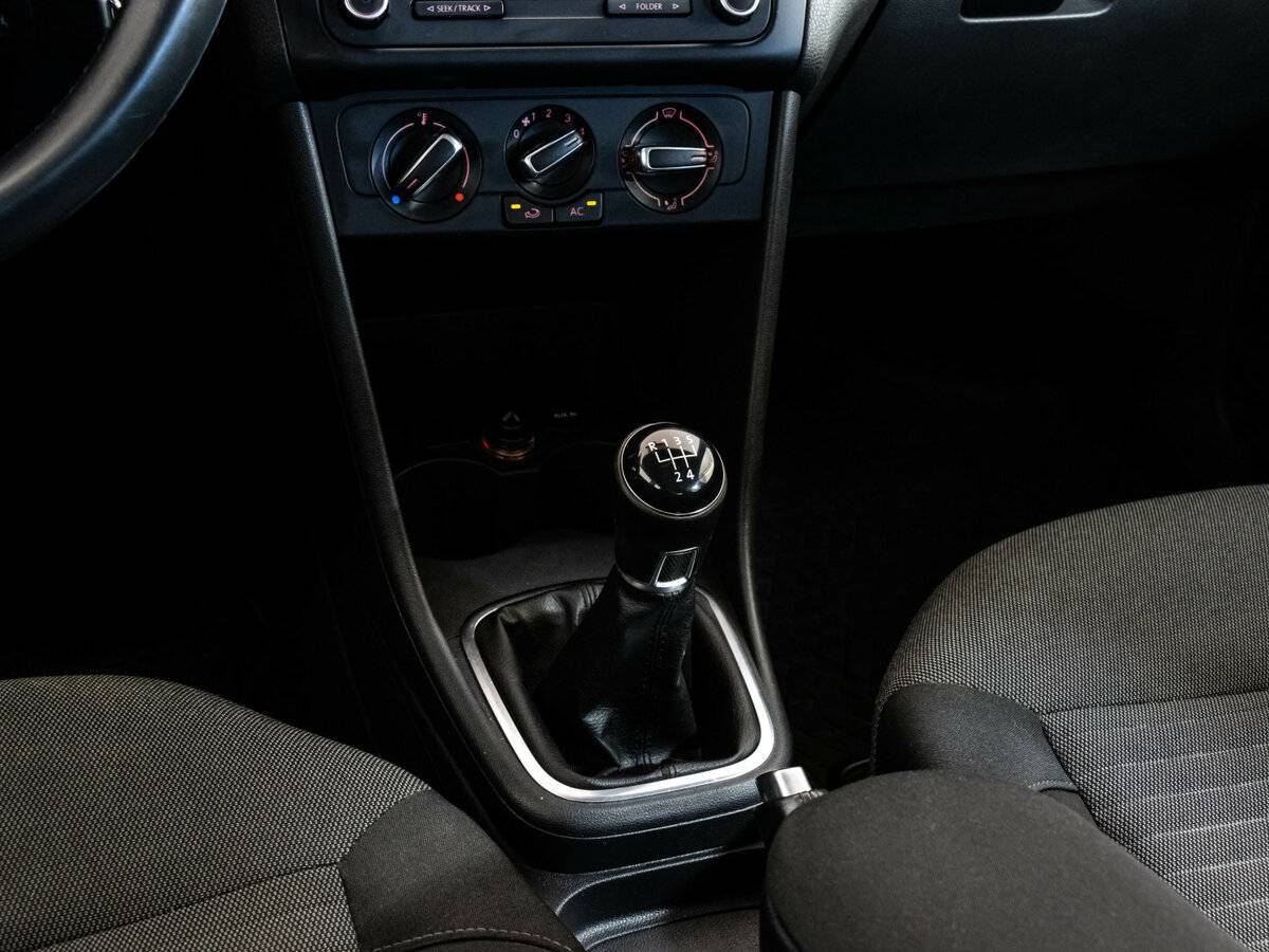 Купить Volkswagen Polo с пробегом. Фото: #12
