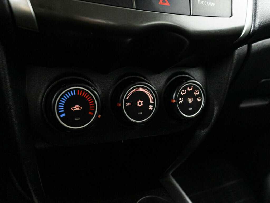 Купить Mitsubishi ASX с пробегом. Фото: #15