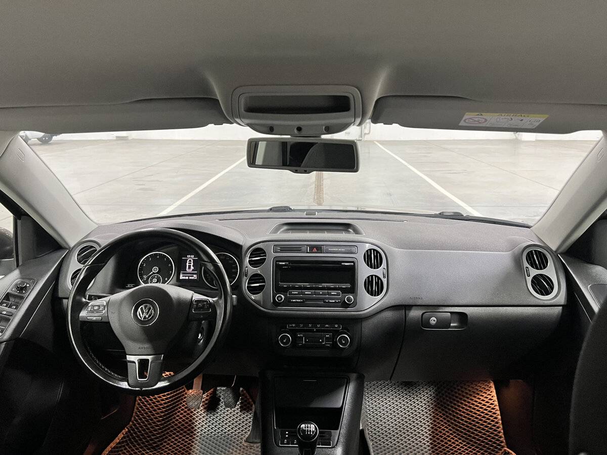Купить Volkswagen Tiguan с пробегом. Фото: #13