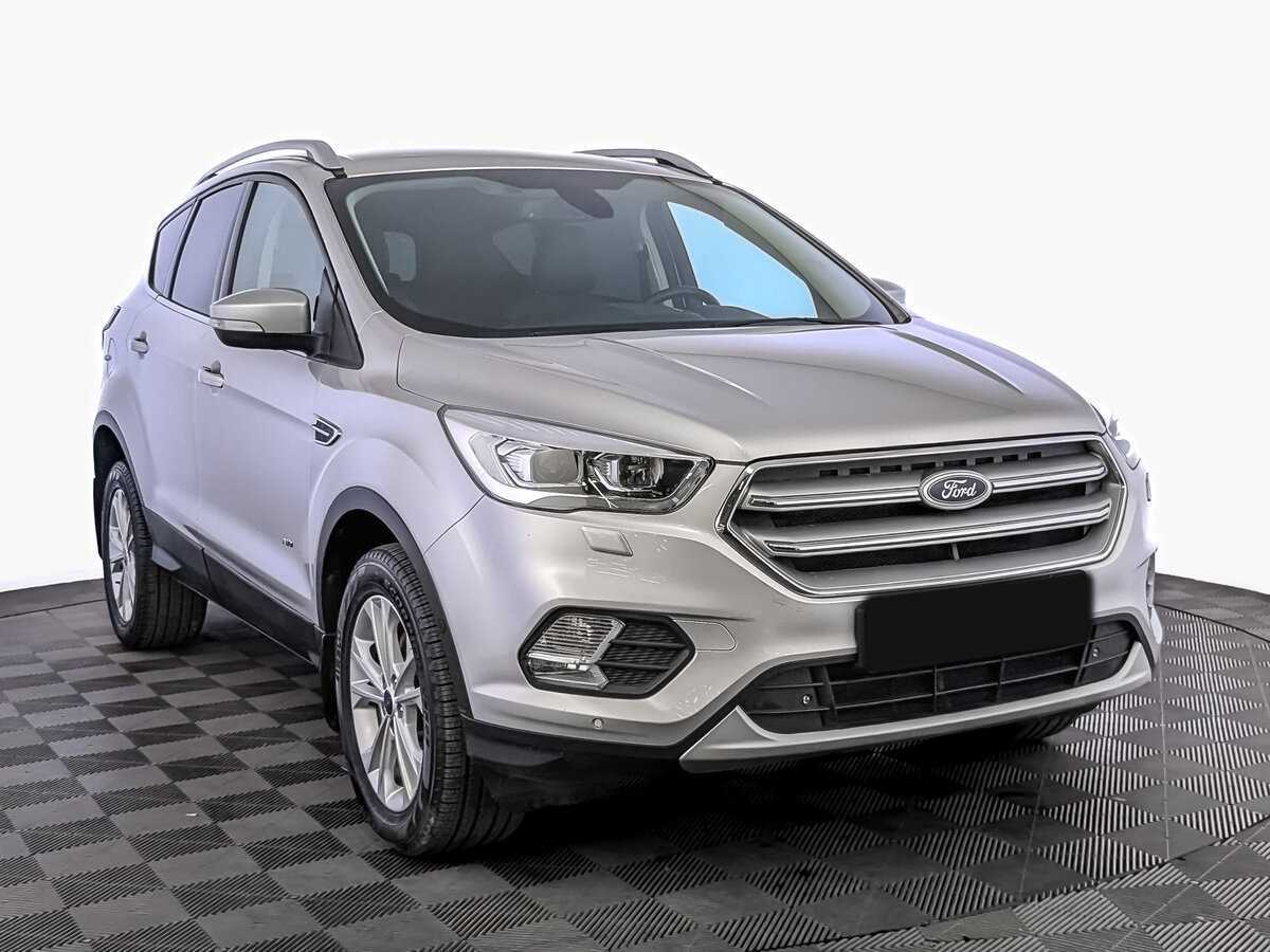 Купить Ford Kuga с пробегом. Фото: #2