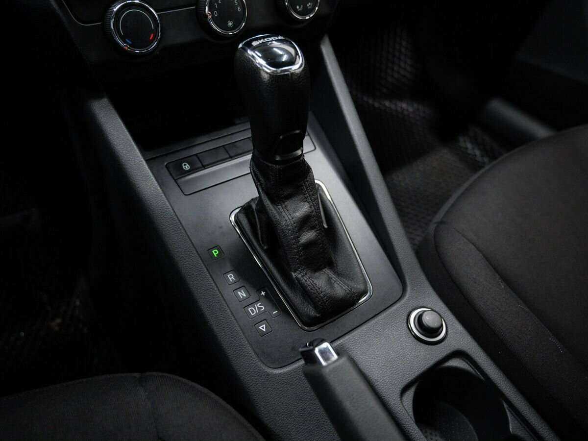 Купить Skoda Octavia с пробегом. Фото: #17
