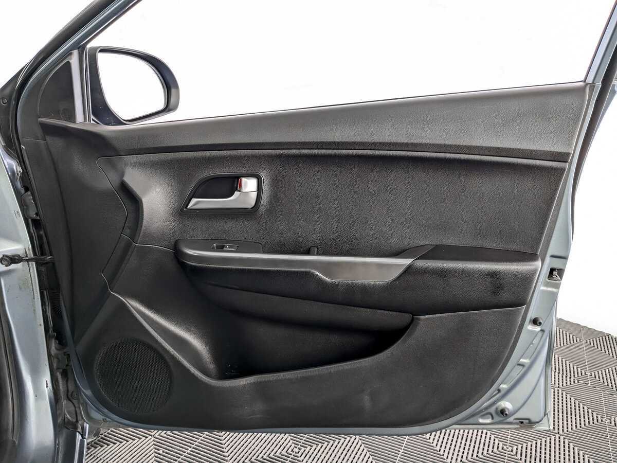 Купить Kia Rio с пробегом. Фото: #19