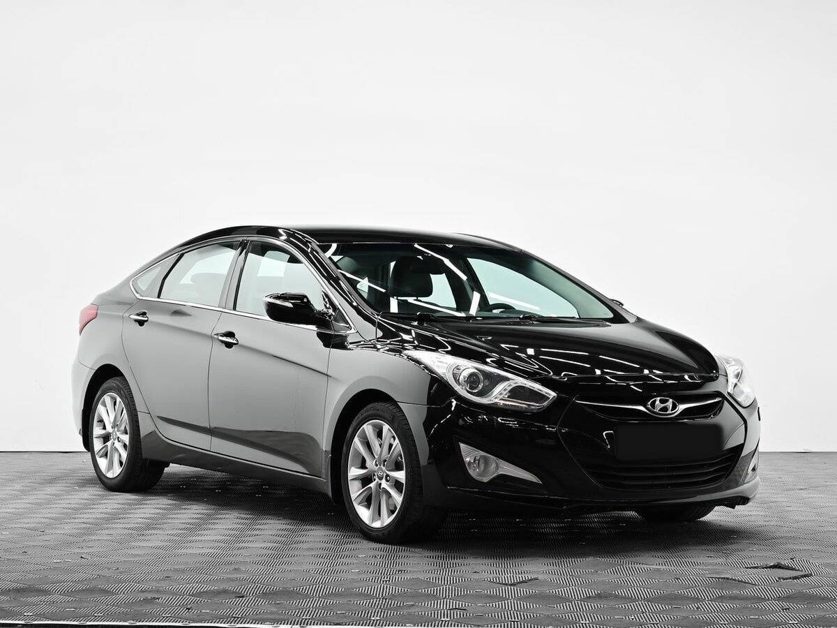 Купить Hyundai i40 с пробегом. Фото: #1