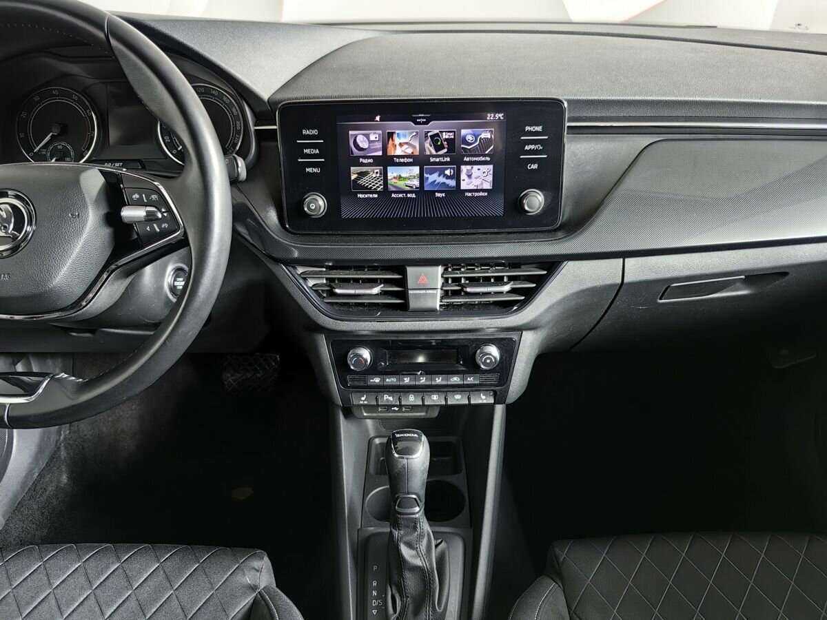 Купить Skoda Rapid с пробегом. Фото: #10